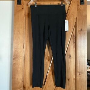 NWT Athleta elation black leggings- size M super soft and flattering.